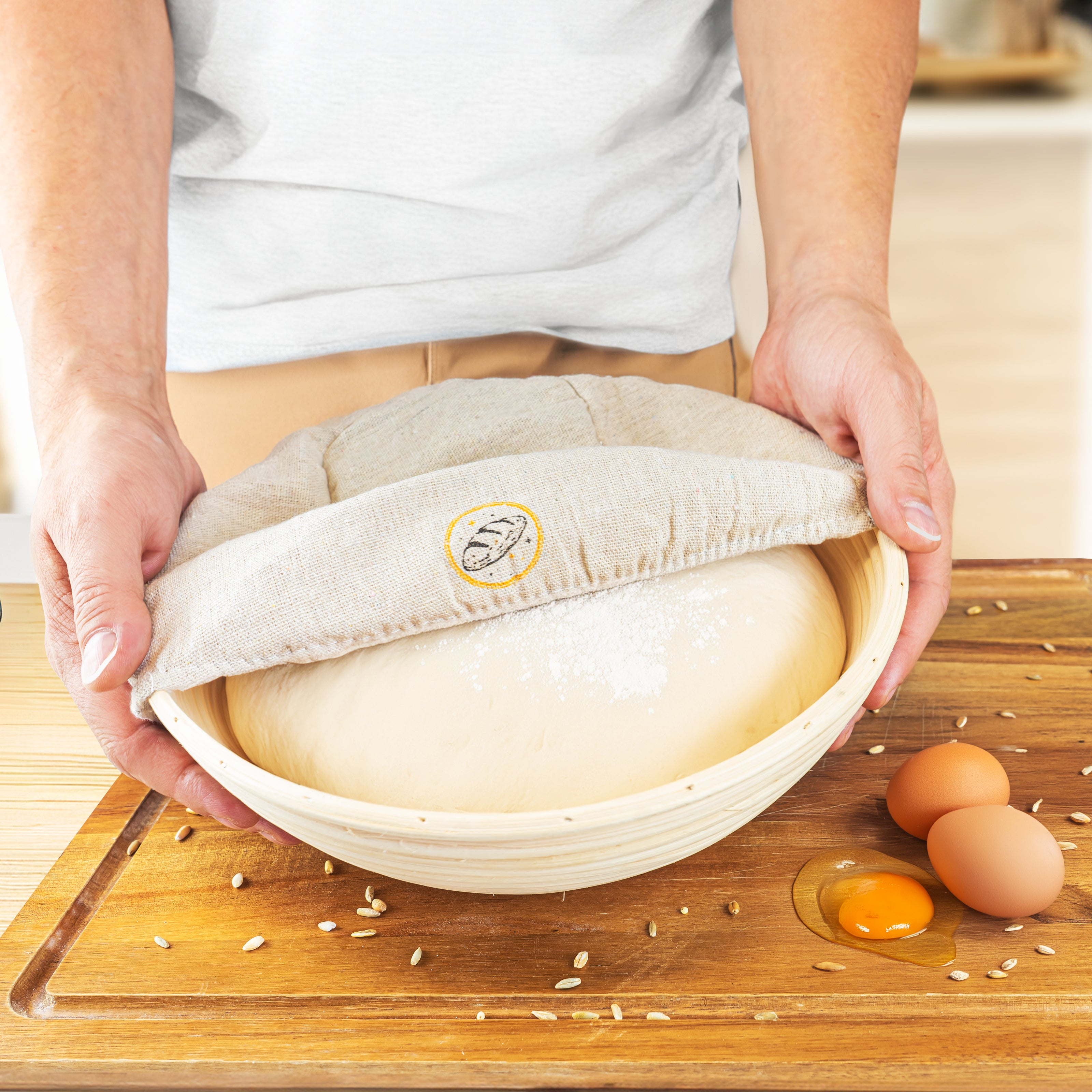 Gusseisen Emaille Brotbacktopf 4,7l mit Gärkorb