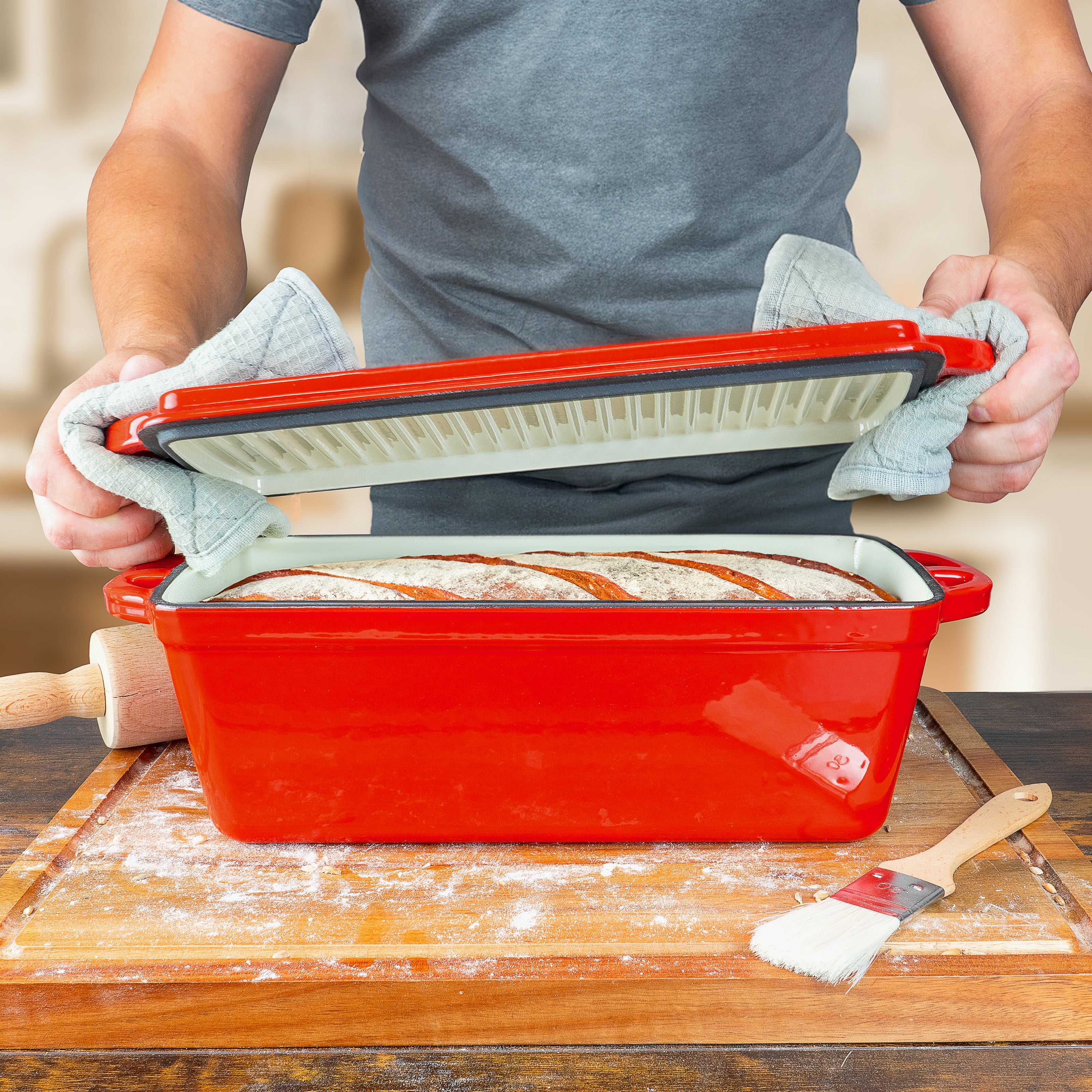 Emaille Brotbackform 28cm mit Deckel und Gärkorb